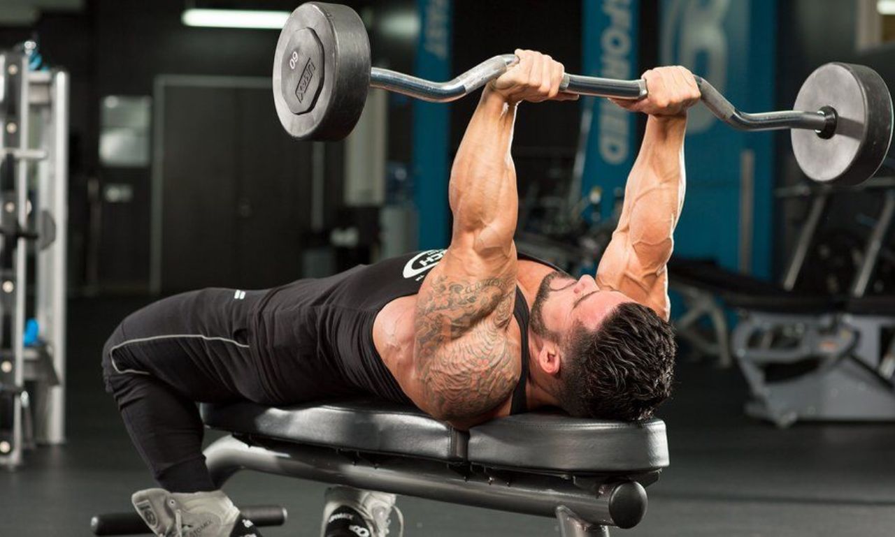 Build Insane Triceps By Doing Skull Crushers - Laz – Tymoff